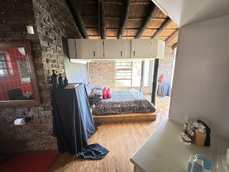 4 Bedroom Property for Sale in Sedgefield Central Western Cape